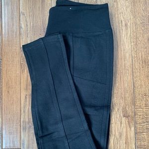 Mudd woman’s soft flexible legging